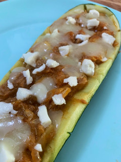 Una foto de Calabacines rellenos de bonito/atún