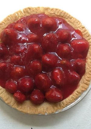 Una foto de Pastel de fresas glasé