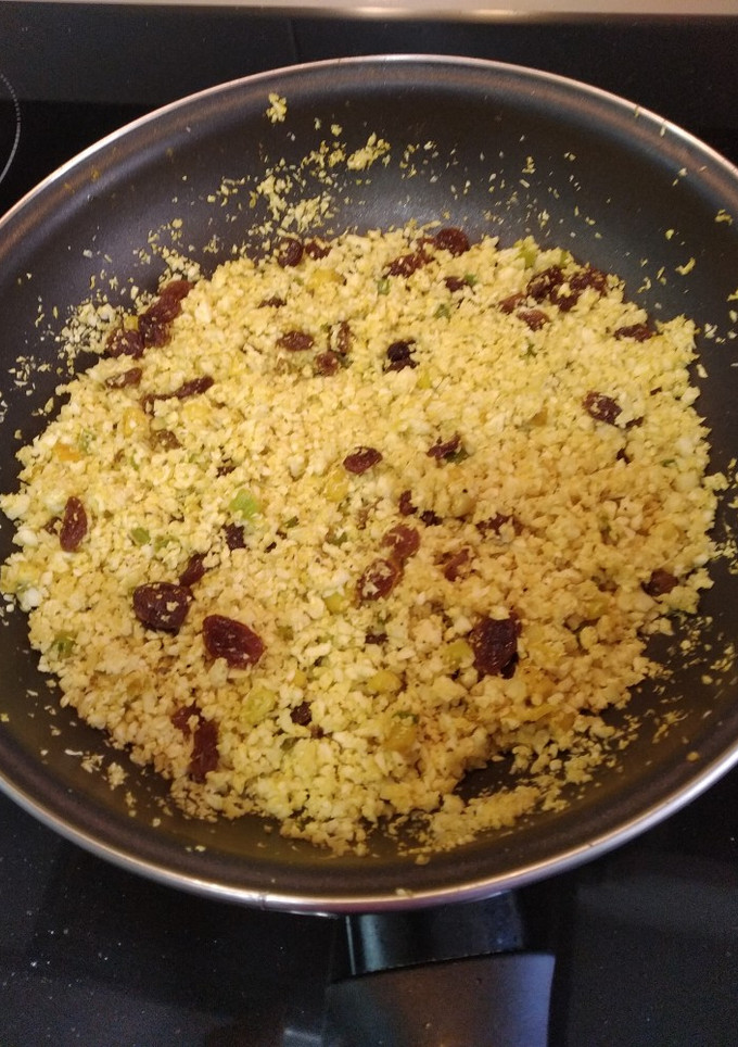 Una foto de Cuscús de coliflor al curry