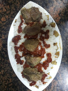 صورة لوصفة فتة باللحمة
