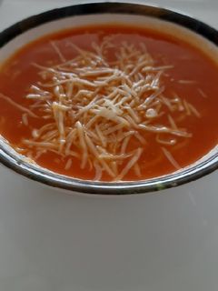 ગાજર-ટોમેટો સૂપ(Tomato carrot soup recipe in gujarati) રેસીપી મુખ્ય ફોટો