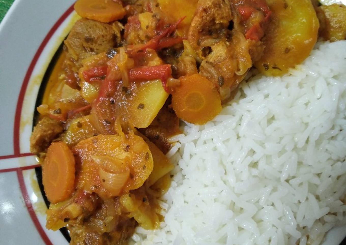 Estofado vegano de proteína vegetal 🍛 :)