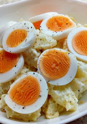A picture of Simple Potato Salad.