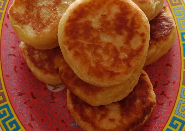 Pia basah isi kacang hijau kupas