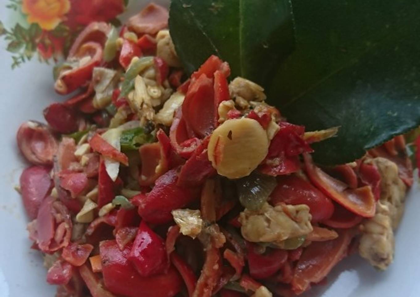 Tumis kulit melinjo tempe bosok