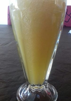 Una foto de Jugo de manzana detox