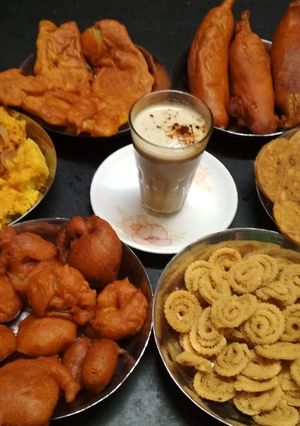 A picture of Tea time snacks.
