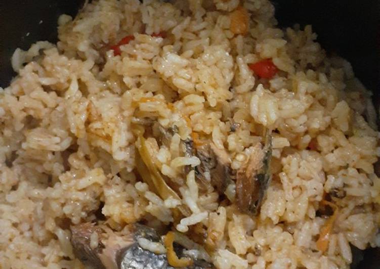 Cara Buat Nasi sarden ala anak kost Sederhana