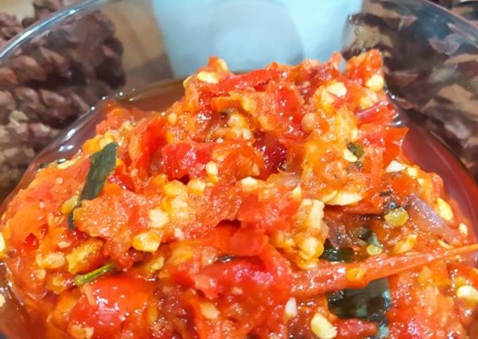 Resep Sambal Bawang Daun Jeruk 🍃🍃 Oleh Citra Amalia Cookpad