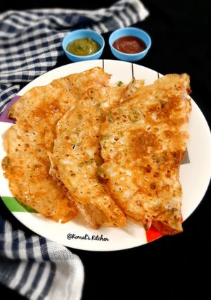 રવા ઢોસા (Rava Dosa Recipe In Gujarati) રેસીપી મુખ્ય ફોટો