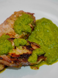 Una foto de Lomito de cerdo con salsa verde