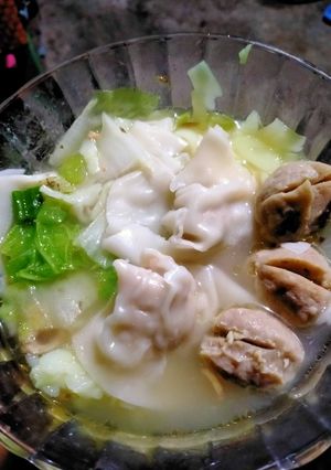 Foto resep Wonton Soup and Meatball