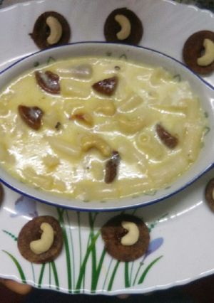 A picture of Pasta kheer.