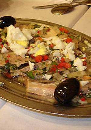 Una foto de Lengua con salsa de tomates al huevo