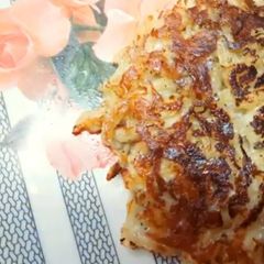A picture of Cheese potato rosti delicious potato pancake.