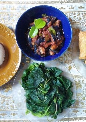 Foto resep Sambal Goreng Terong Aroma Daun Jeruk Purut
