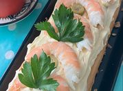 Una foto de pastel de marisco