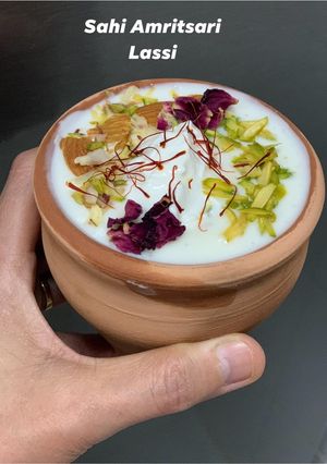 A picture of Shahi Amritsari Lassi.