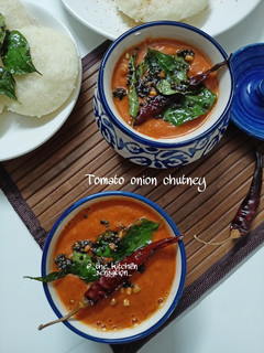 A picture of Tomato onion chutney.