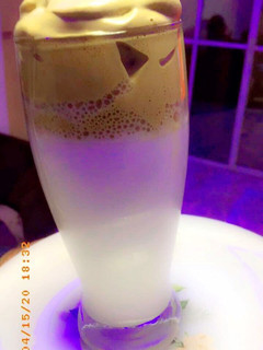 A picture of Dalgona coffee.