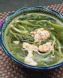 Canh cải thìa con nấu thịt vai xay