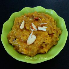 A picture of Lapsi halwa.