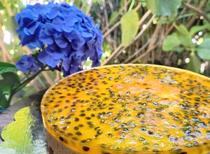 Una foto de Cheesecake de maracuyá
