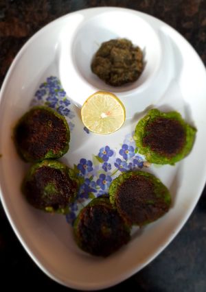 हरा भरा कबाब (Hara Bhara Kabab recipe in Hindi) रेसिपी मुख्य फोटो