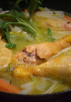 Une photo de Waterzoï de poulet comme en Belgique