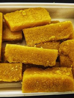 மைசூர் பாக்(mysore pak recipe in tamil) செய்முறை முக்கிய புகைப்படம்