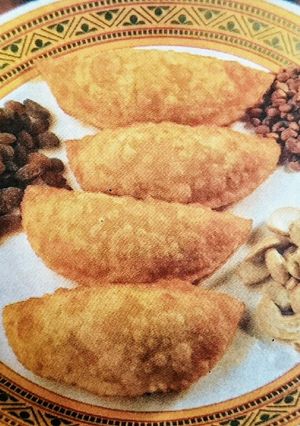 A picture of Dry fruits Khoya Gujiya.
