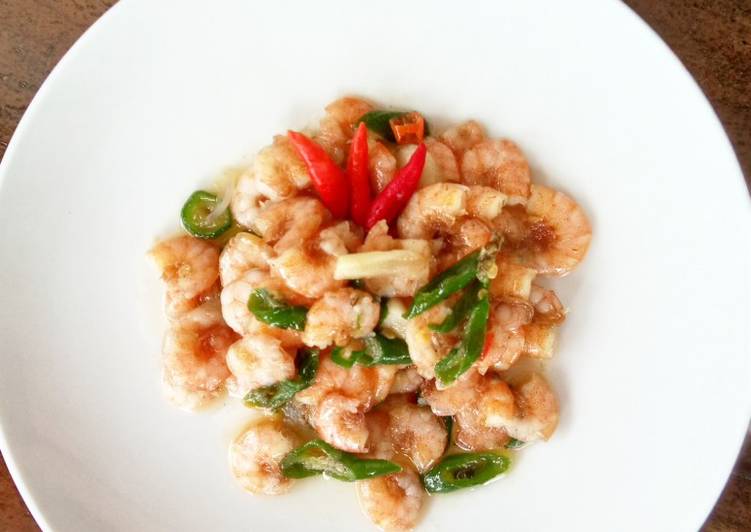Cara Gampang Membuat Oseng udang cabe ijo Anti Gagal