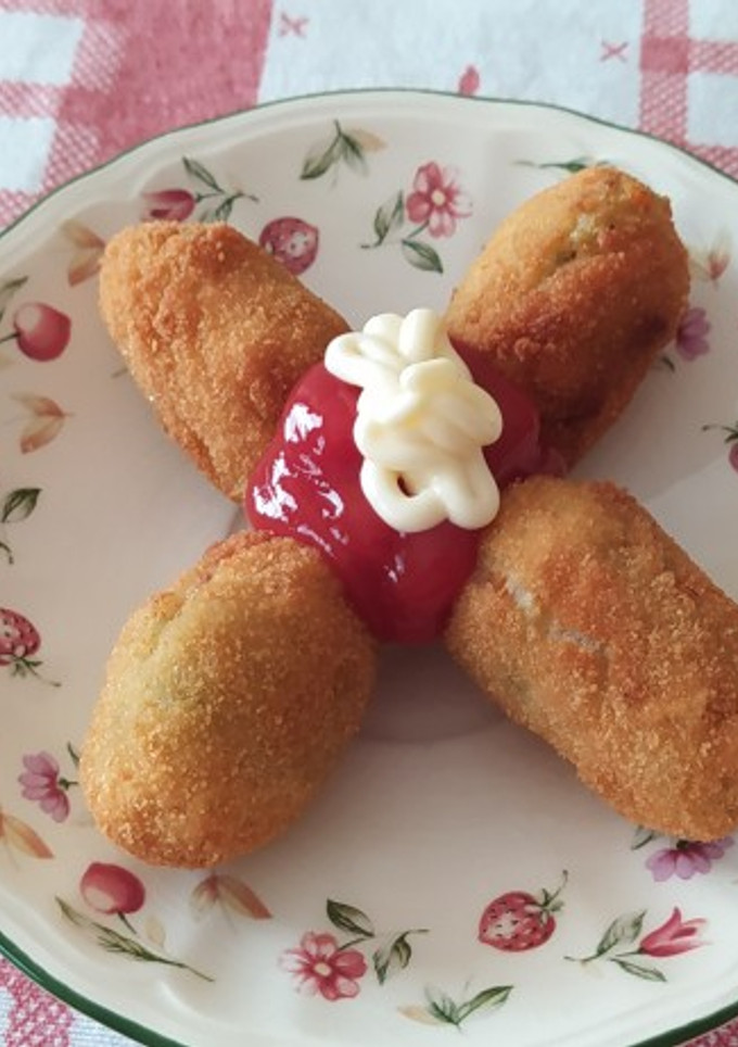 Una foto de Croquetas de menestra y pescado