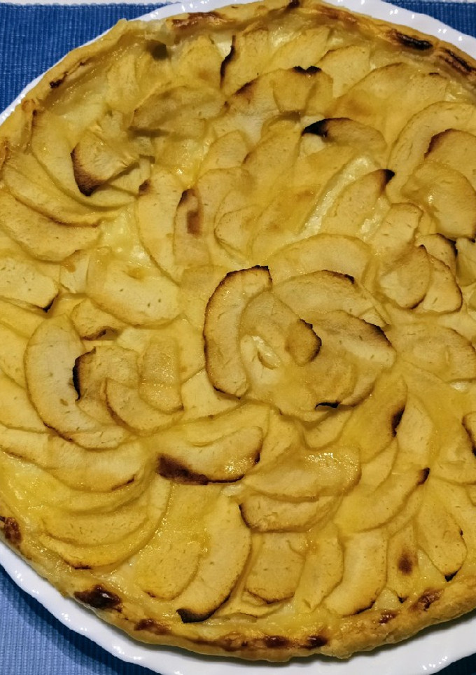 Una foto de Tarta de Manzana 🍏🍎😋