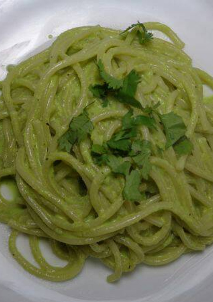 Una foto de Espaguettii verde