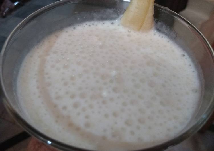 Recipe of Favorite Banana Smoothie