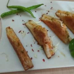 A picture of Chilli Cheese Tava Toast Sandwiches.