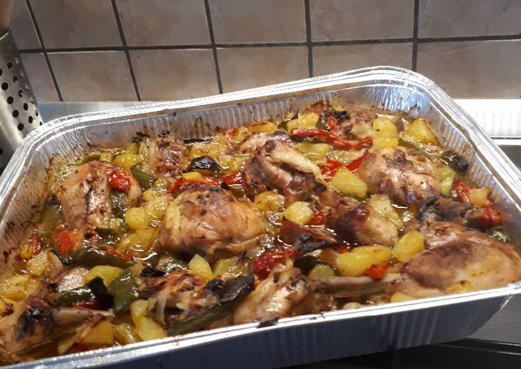 Ricetta Pollo al forno con peperoni e patate di Evelin ...