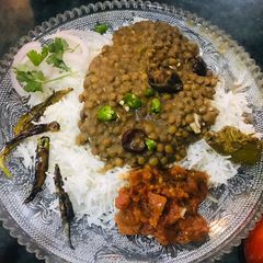A picture of Sabut Masoor daal with rice.