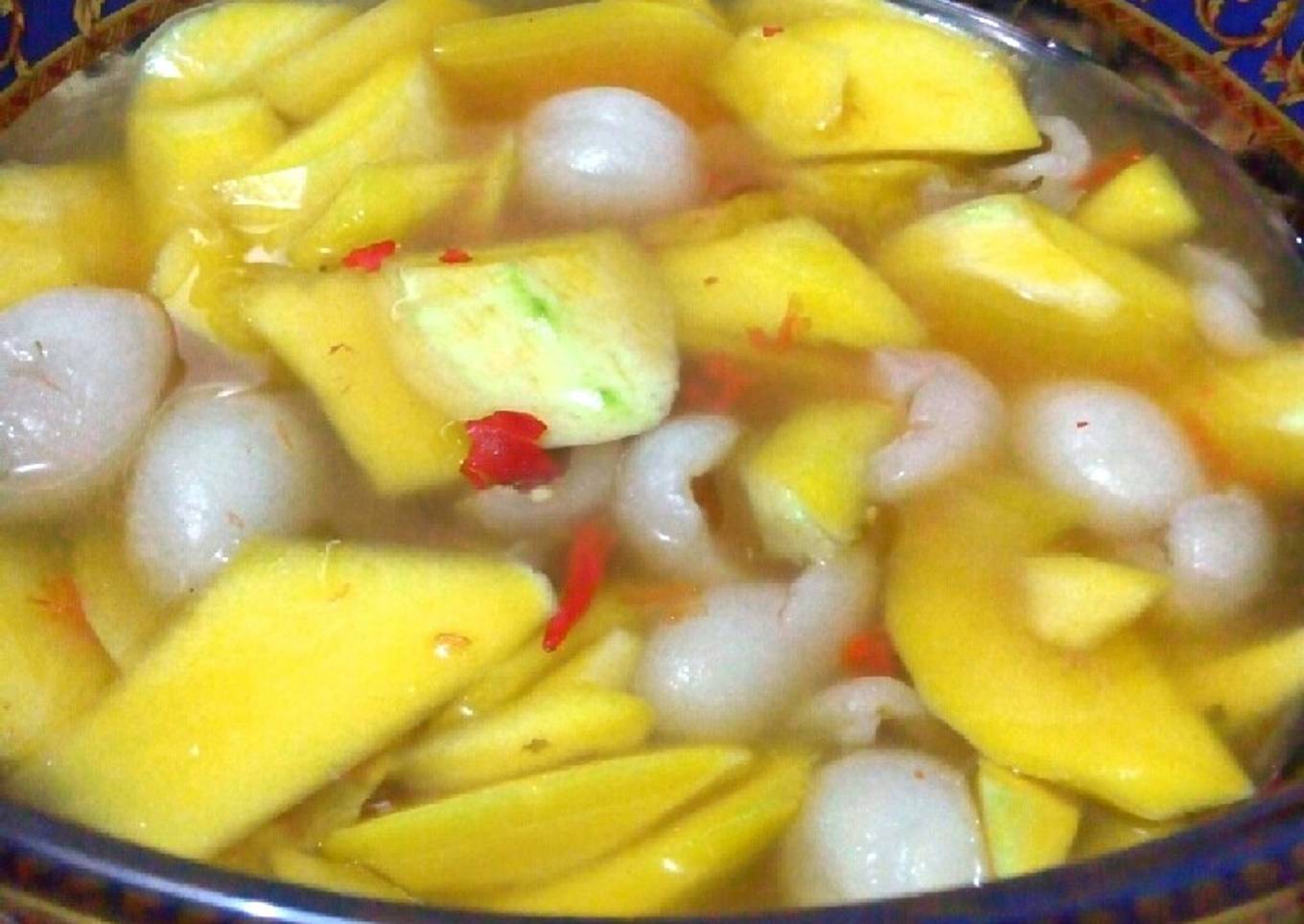 Asinan mangga mix rambutan