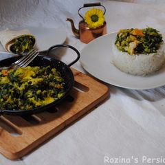 A picture of Persian sour herbs stew (Torshi tareh).