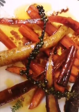 Une photo de Carottes glacées aux poivre frais