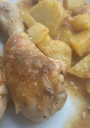 Una foto de Pollo express con zanahorias y patata