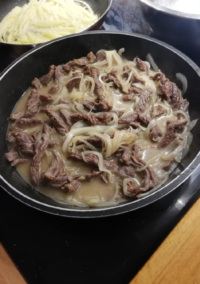 Una foto de Filetes en salsa
