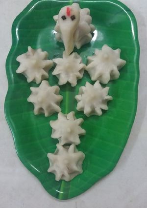 A picture of Ukadi che modak.