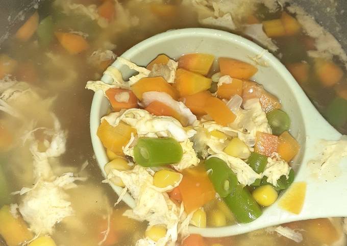 Langkah Mudah untuk Menyiapkan Sup jagung, wortel, buncis kuah telur Anti Gagal