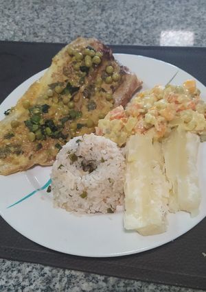 Una foto de ***Curvina a la Mostaza***