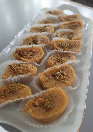 عکسی از دستور باقلوای رولی شعریه