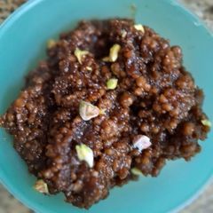 A picture of Singhada (water chestnut)halwa.