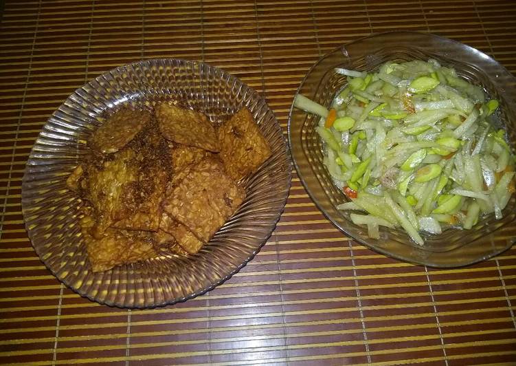 Tumis labu siam + tempe goreng andalan paket hemat